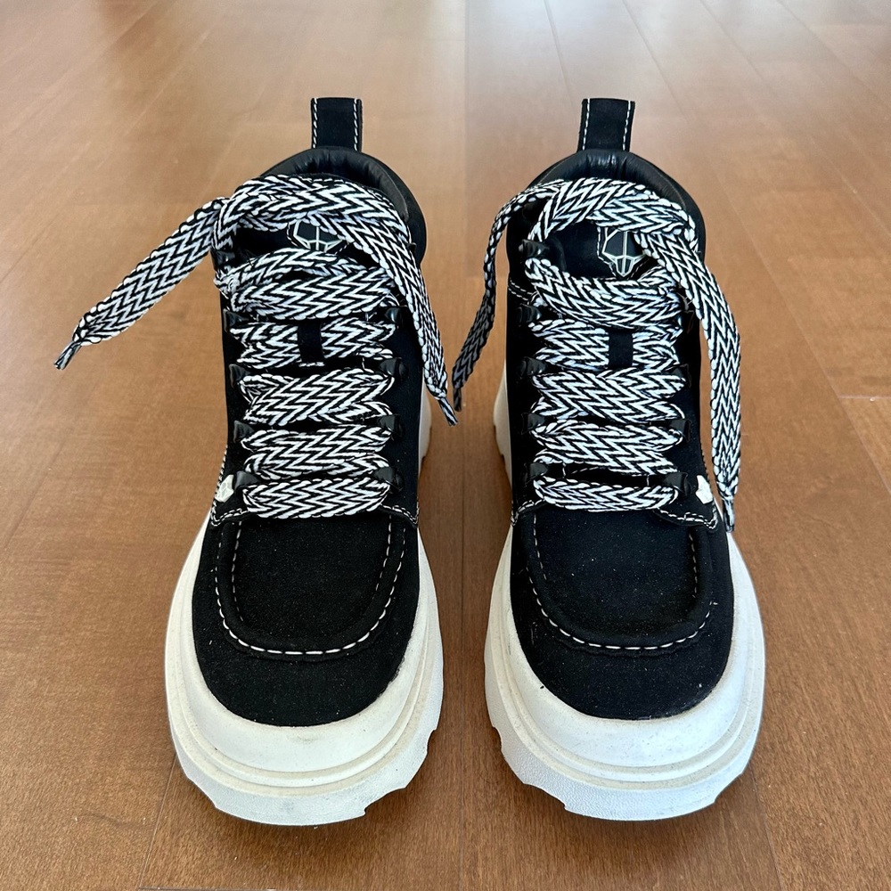Naked Wolfe Drown Black/ Off White Nuback Boots